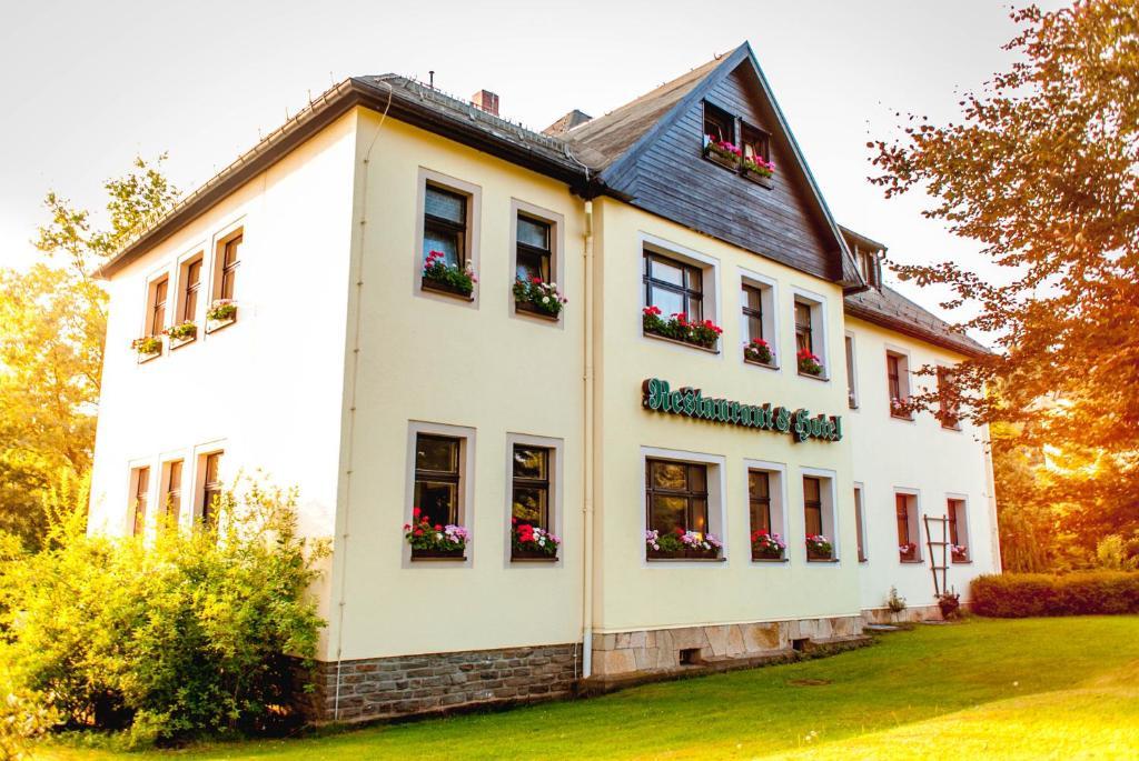 Ferienhotel アウグストゥスブルク エクステリア 写真